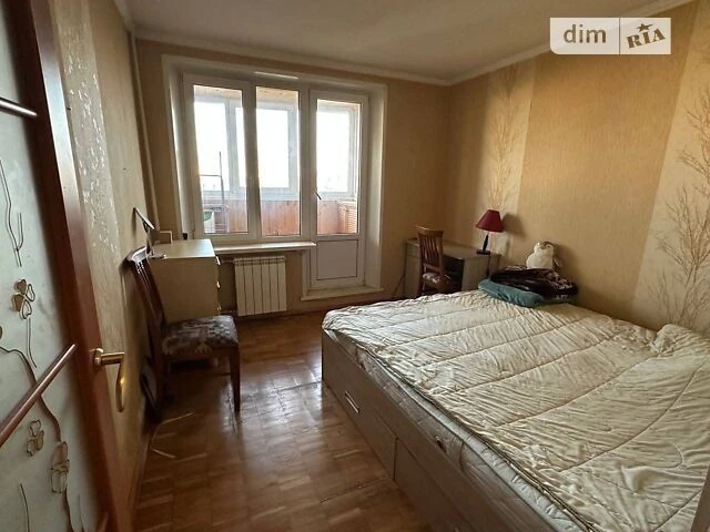 Довготривала оренда 2к квартири на вул. Космонавта Поповича