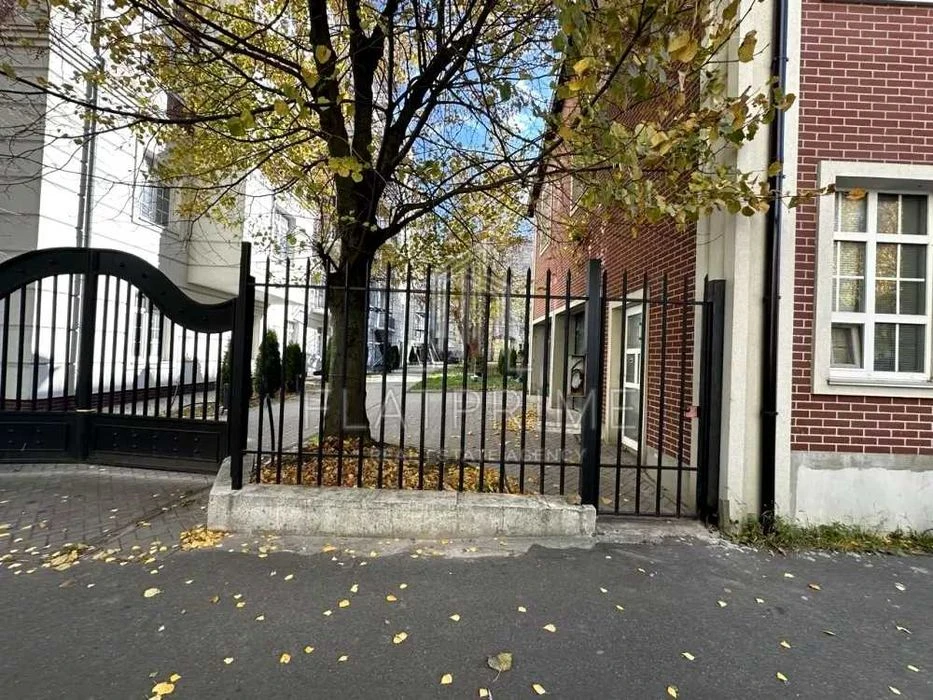 Продаж 2х кімнатної квартири на 5му поверсі  ЖК Notting Hill