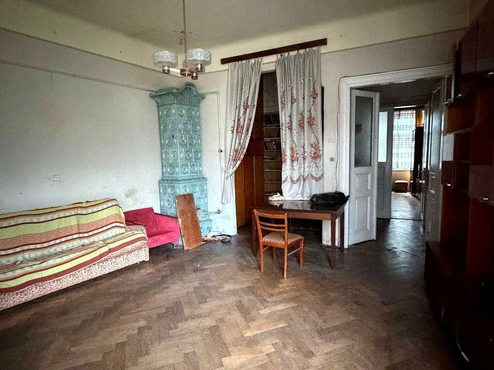 Квартира. Львів, Юліана Опільського вул.