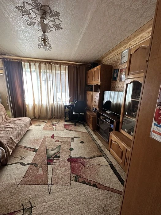 Продаж 2 кімнатної квартири р-н 12 квартал ж/м Кротово