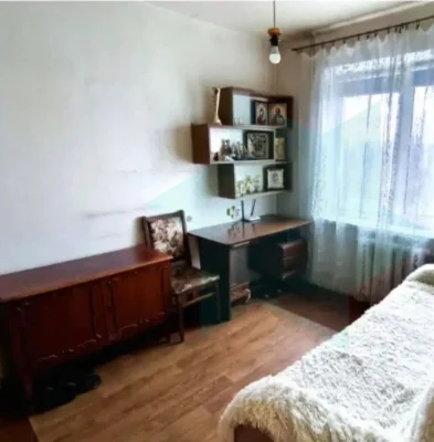 Продам 4 кімнатну квартиру на ж/м Тополь-3