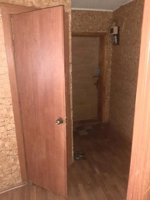Продам 2комн квартиру пр.Поля 131б верх