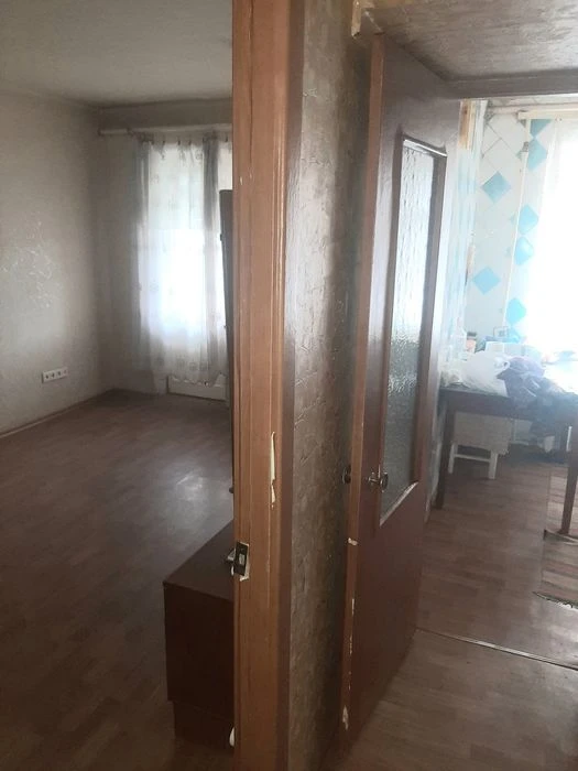 Продам 2комн квартиру пр.Поля 131б верх