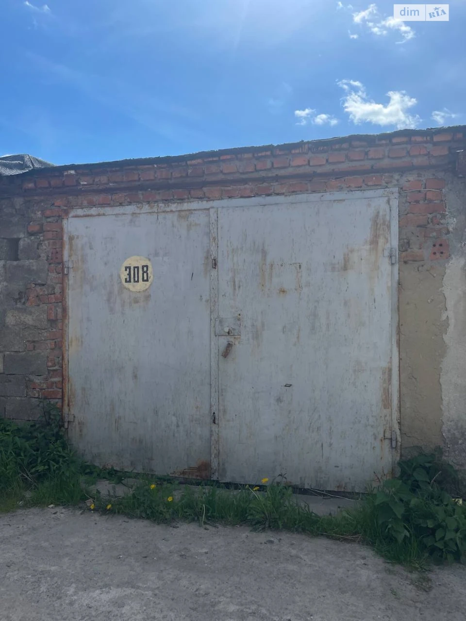 Продаж Місце в гаражному кооперативі