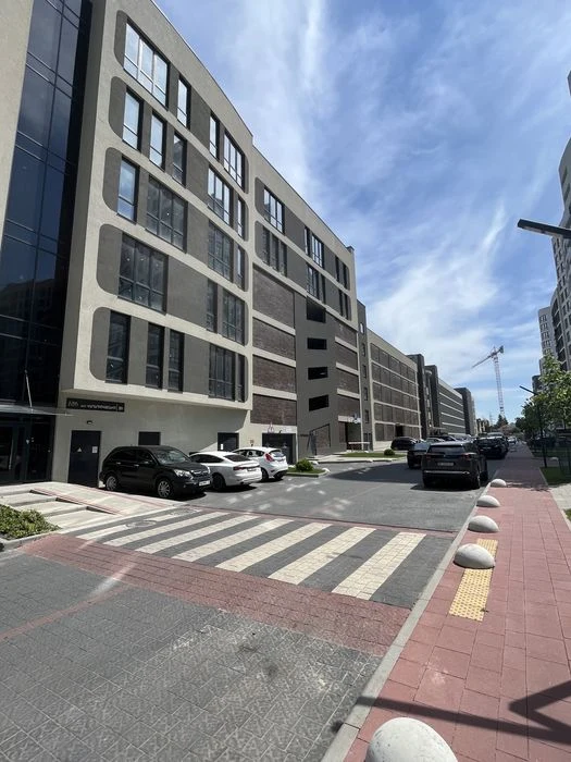 Парус Сіті, паркомісце, паркінг, Parus City, продаж (оренда)