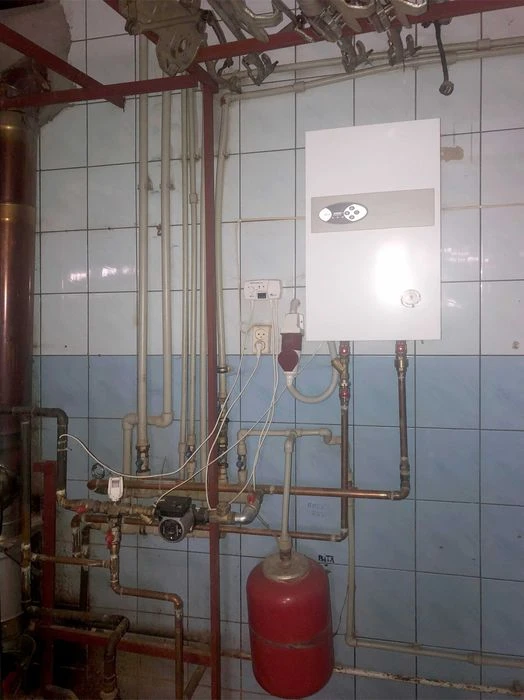 Продаж гаража по вул.Полуботка (Сихів) 182 м.кв.