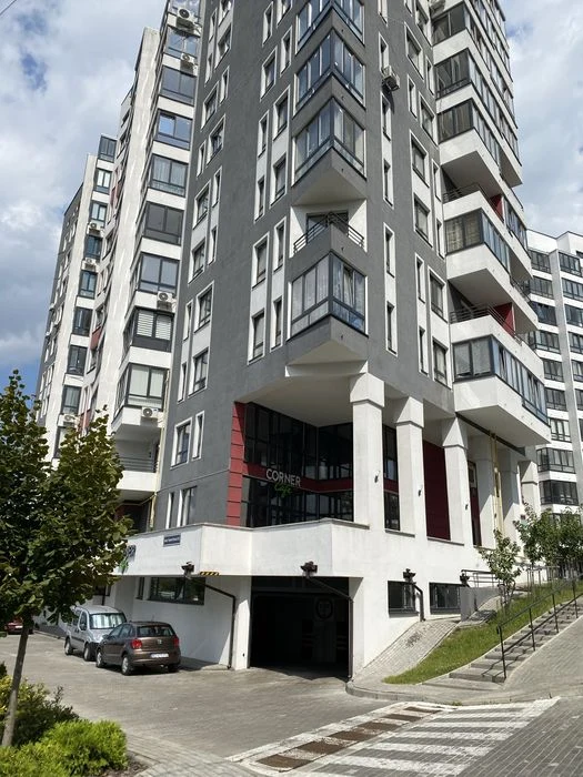 Продам Паркомісце  Сихів ШУВАР