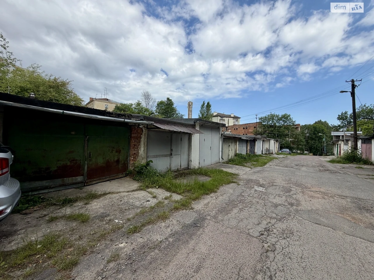 Продаж Місце в гаражному кооперативі Погулянка