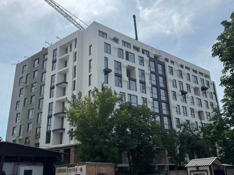 Продаж паркомісця в підземному паркінгу в новобудові вул. Бу