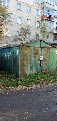 Продам гараж на вул.Роксоляни (Левандівка)