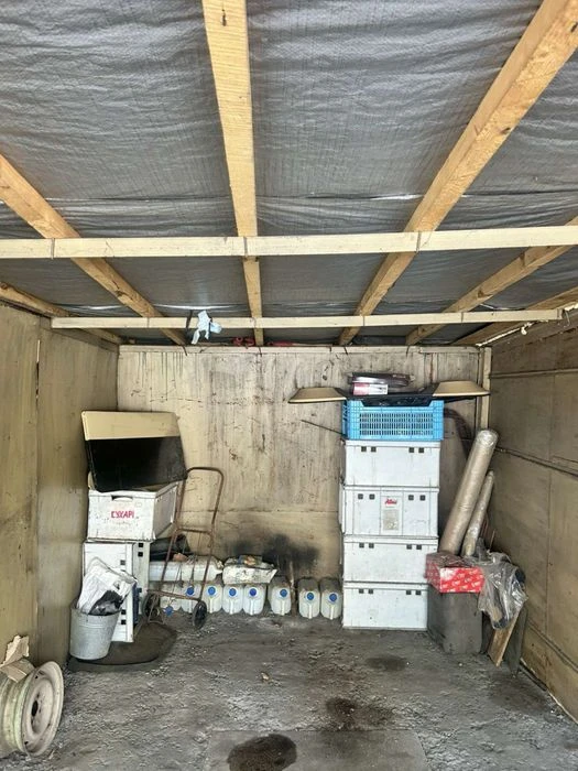 Продам гараж в м.Києві по вулиці парково-сирецька