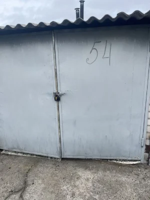 Продам кірпічний гараж
