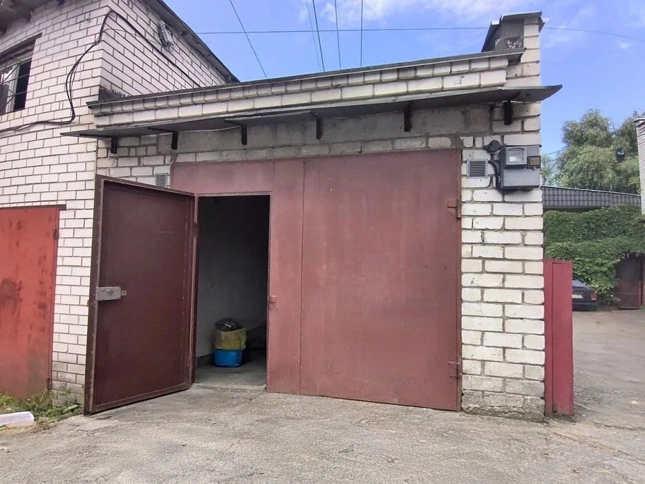 Гараж Троєщина Крайня 13 Супутник 3 високий під бус 370х600с