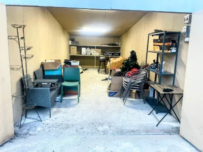 Продам утеплений гараж 26,4м (з орендатором)