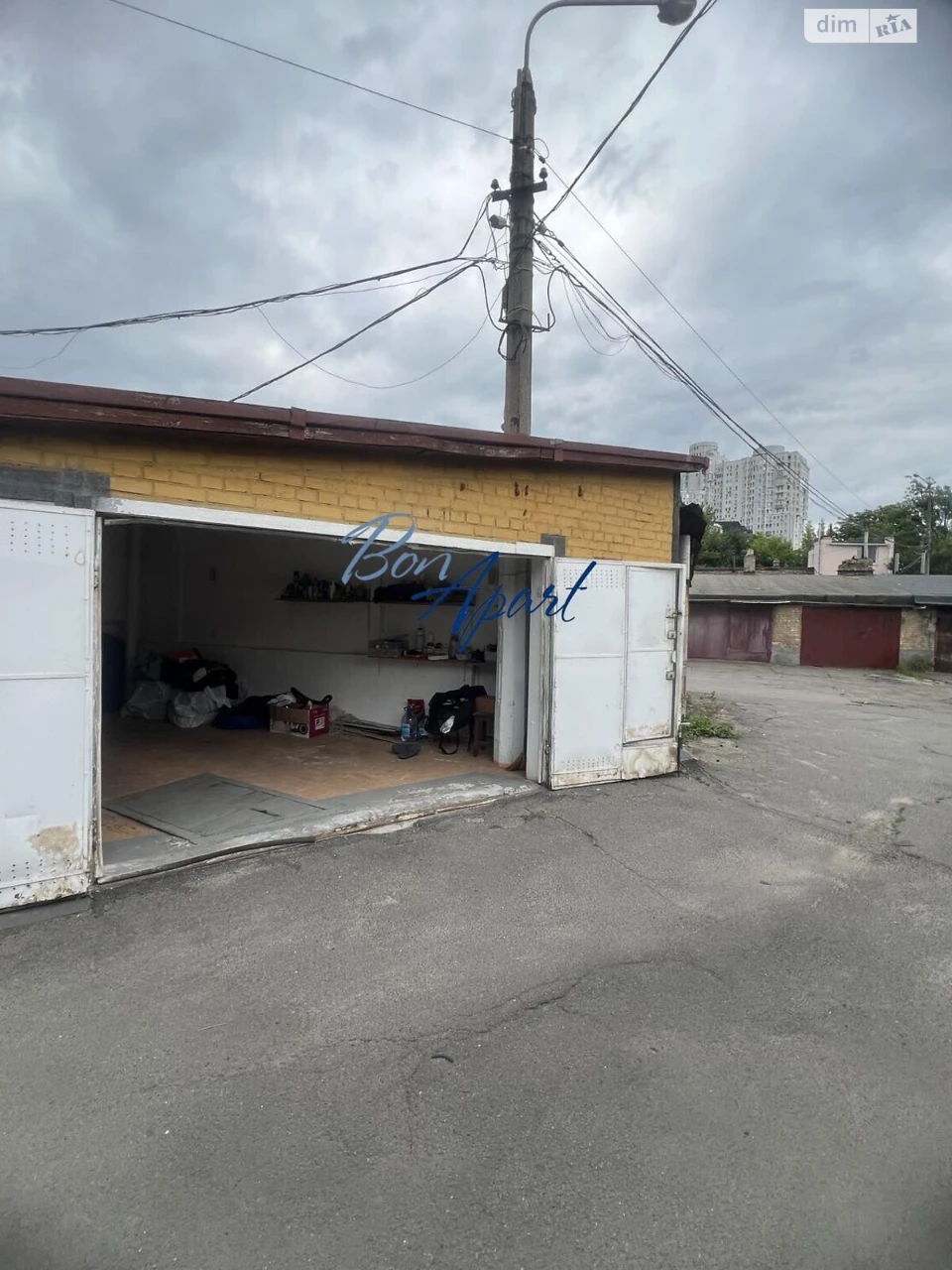 Продаж Місце в гаражному кооперативі Печерський