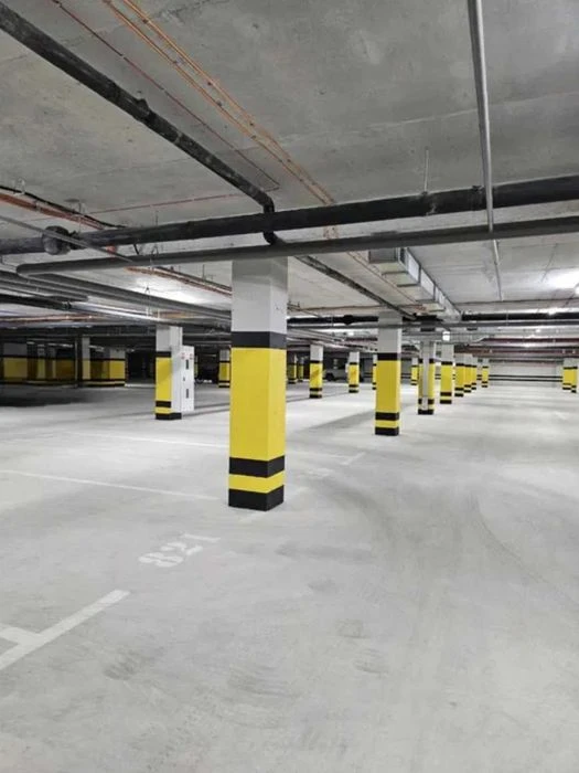 Продаж просторе паркомісце підземний паркінг ЖК Jack House Л