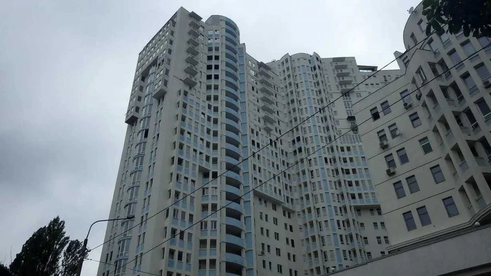 Продаж Паркомісця бул. Миколи Міхновського 14-16 (Avenue 14-