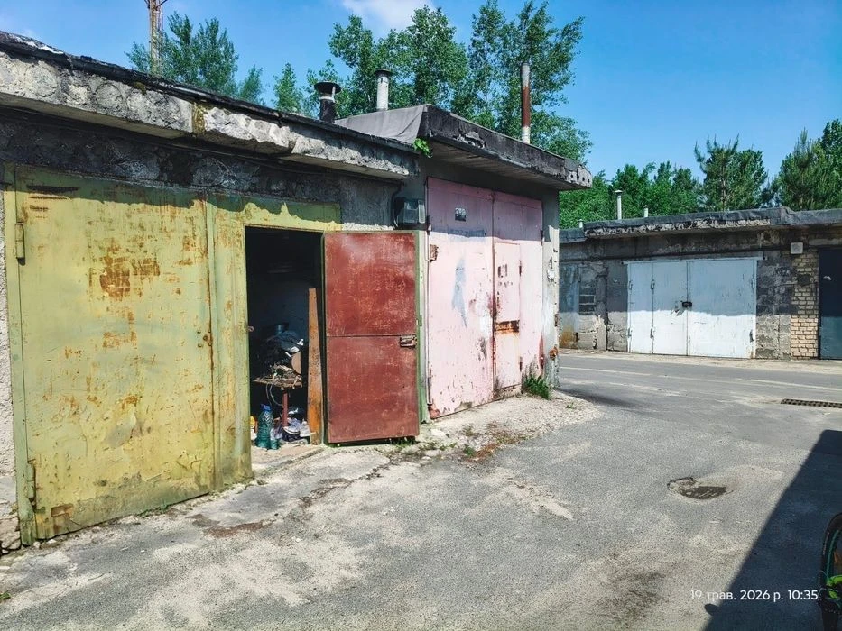 Продам гараж Київ Північ Север Закревського Милославичи 3.20