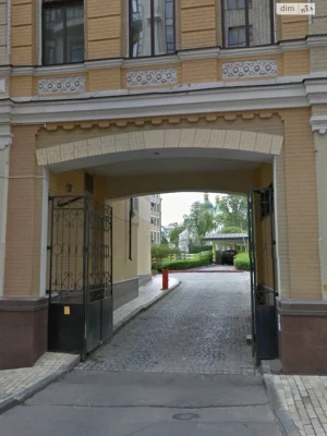 Продаж Підземний паркінг Старий Київ
