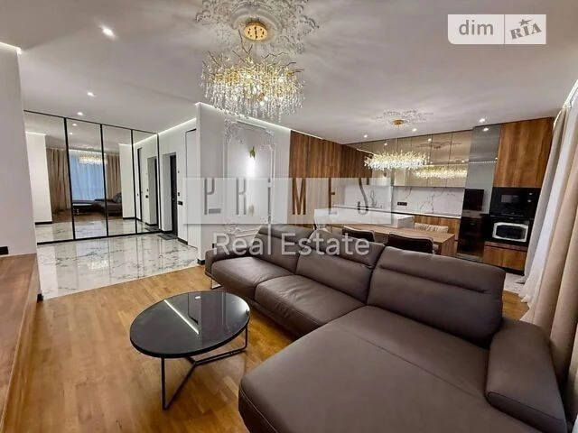 Sale of 3-room apartment 87.8 sq. m. on Yuliya Zdanovskaya Street 28 •