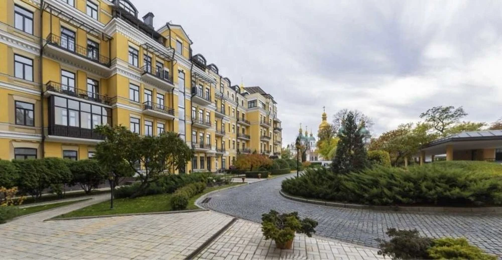 Продажа паркоместа, подземный паркинг ул. Владимирская 20/1.