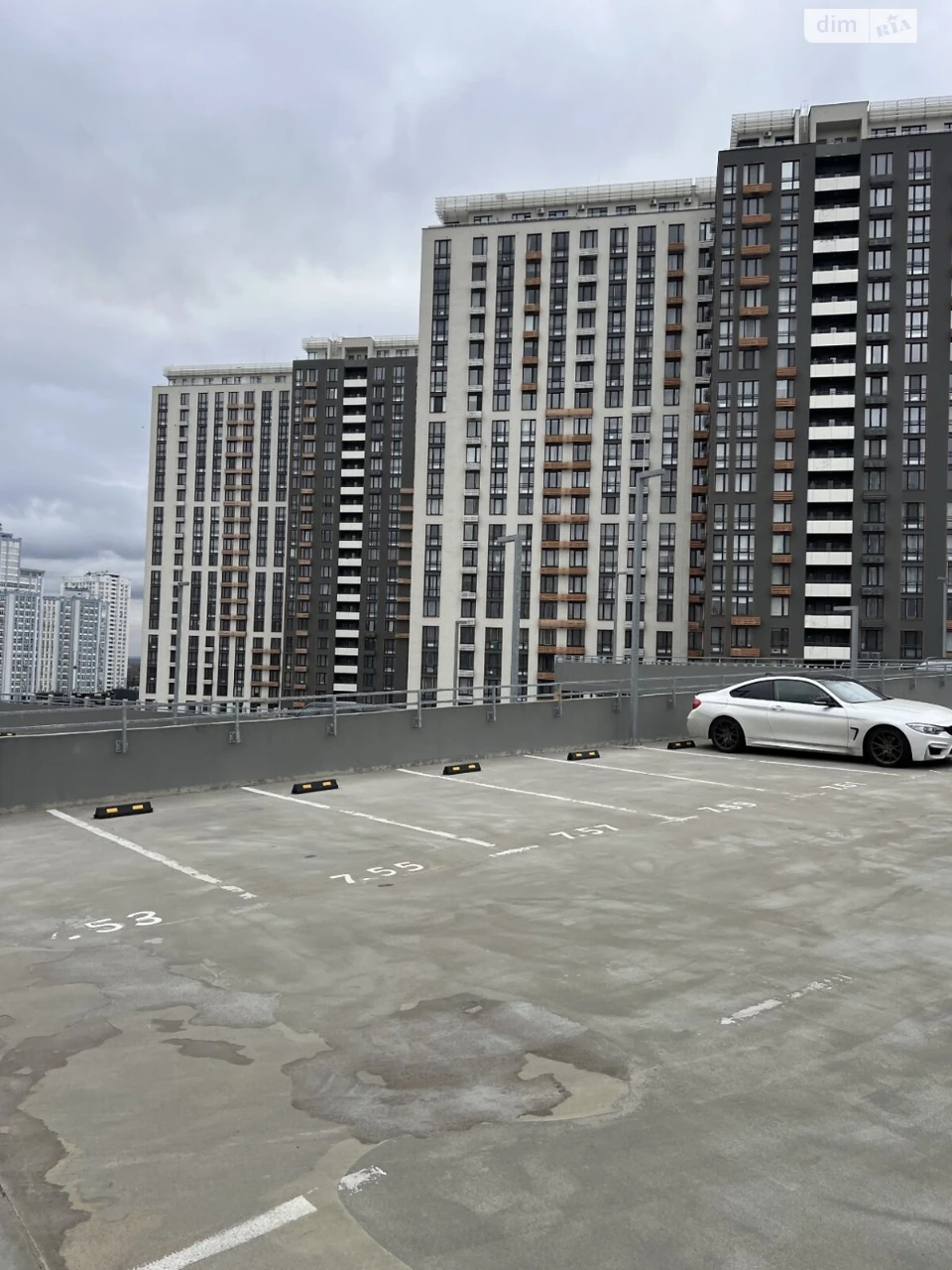 Продаж Підземний паркінг Осокорки