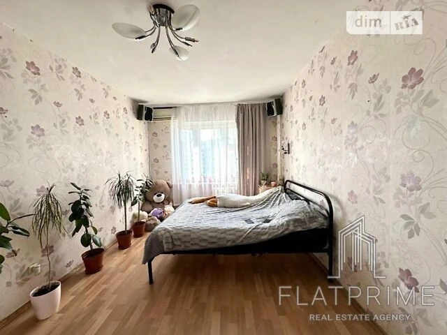 Продаж 2к квартири 60.3 кв. м на вул. Урлівська 9 • ID 34581
