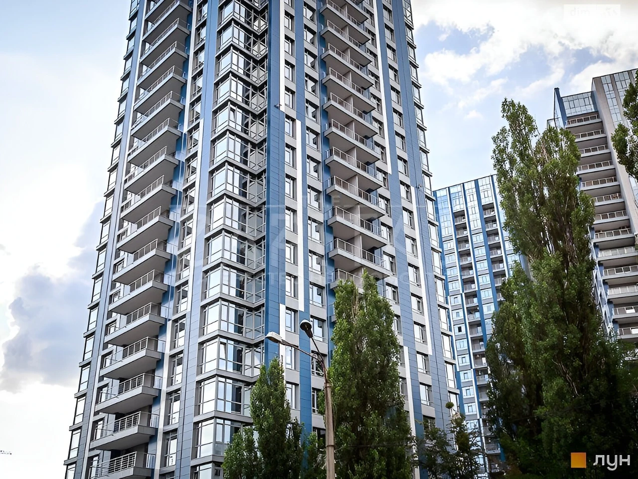 Продаж Підземний паркінг Саперне Поле