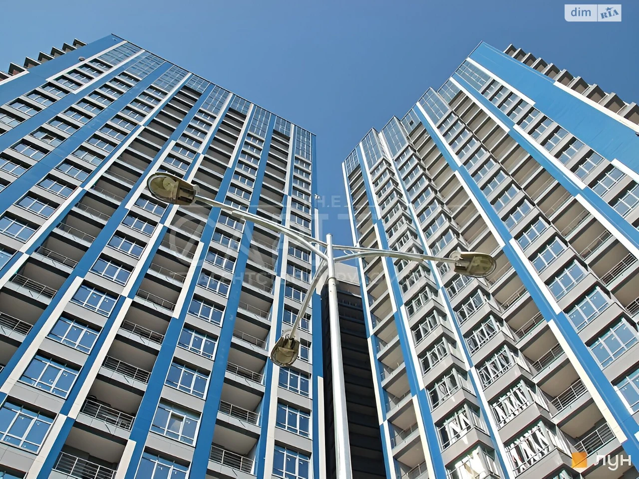 Продаж Підземний паркінг Саперне Поле