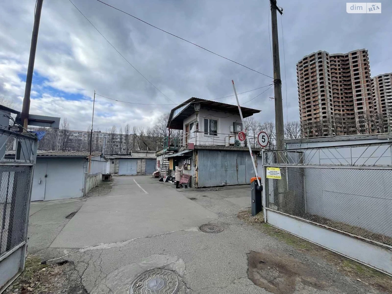 Продаж Місце в гаражному кооперативі Святошинський