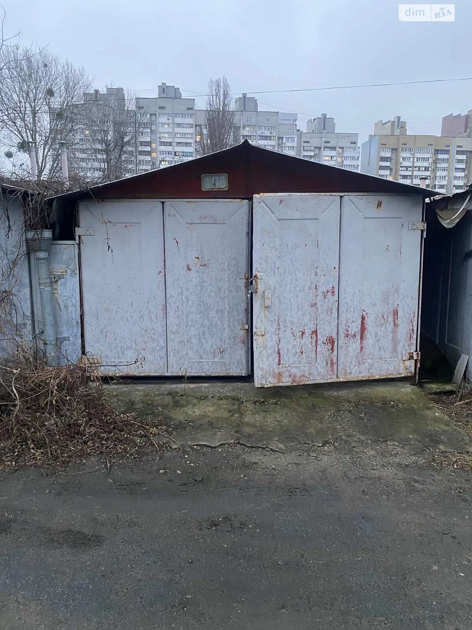 Продаж Місце в гаражному кооперативі Солом'янка