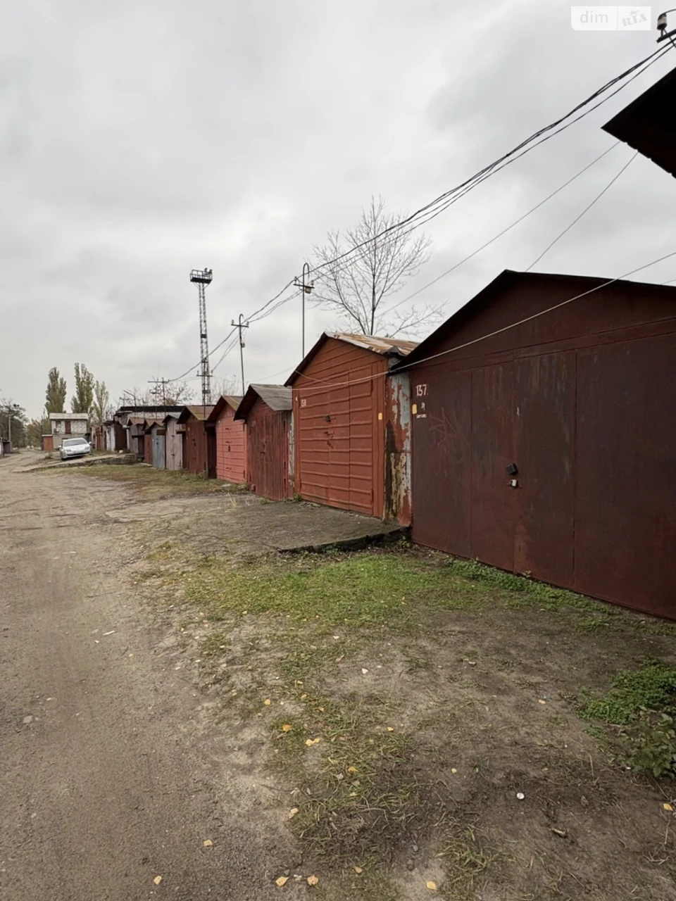 Продаж Місце в гаражному кооперативі ДВРЗ