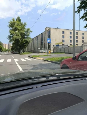 Гараж ГБК.Теремки. Цегляний Первый Поверх: 1-й сдаем в аренд