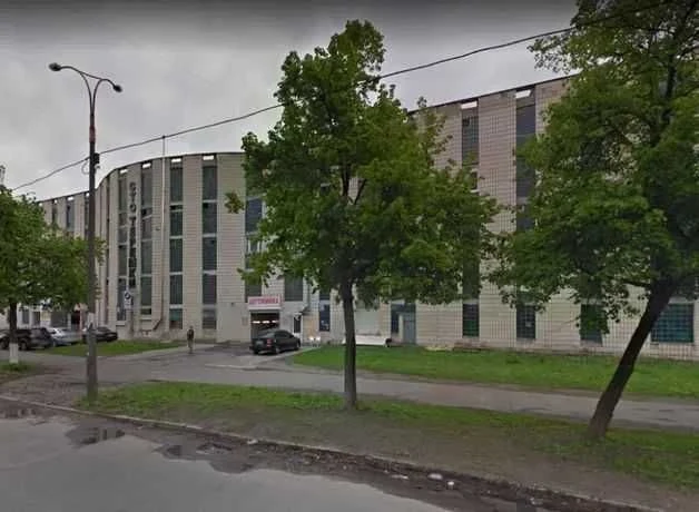 Гараж ГБК.Теремки. Цегляний Первый Поверх: 1-й сдаем в аренд