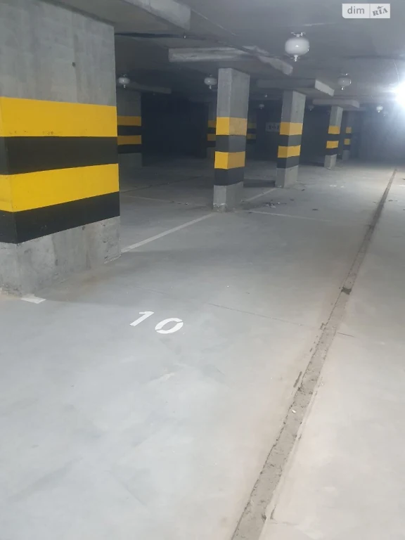 Продаж Підземний паркінг Дарницький