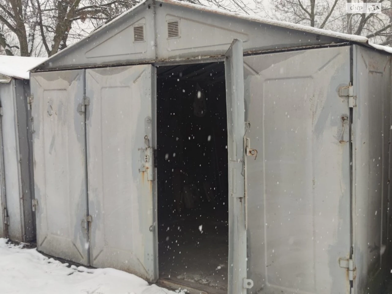 Продаж Місце в гаражному кооперативі Солом'янський