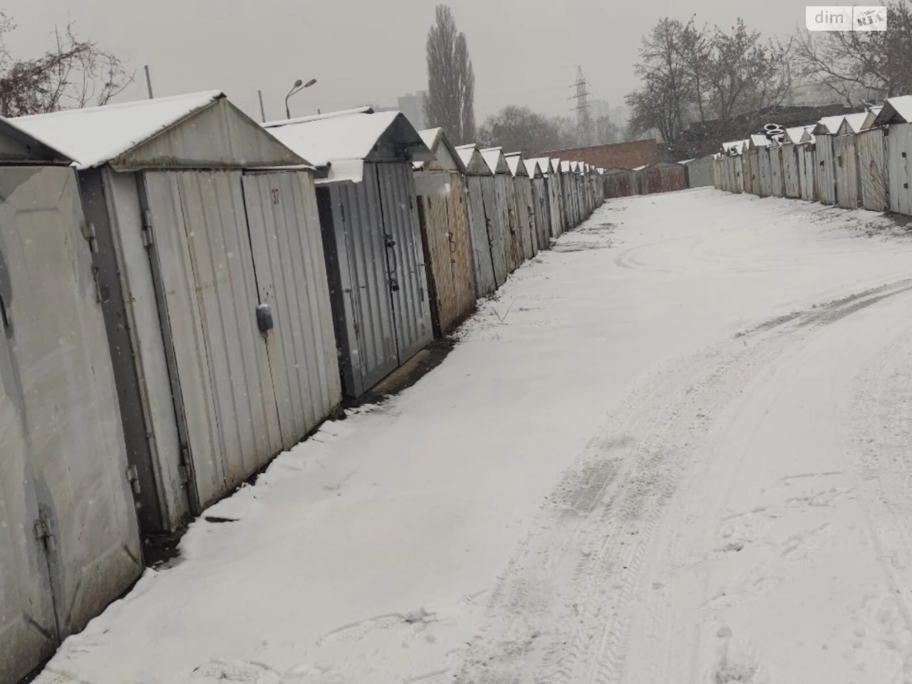 Продаж Місце в гаражному кооперативі Солом'янський