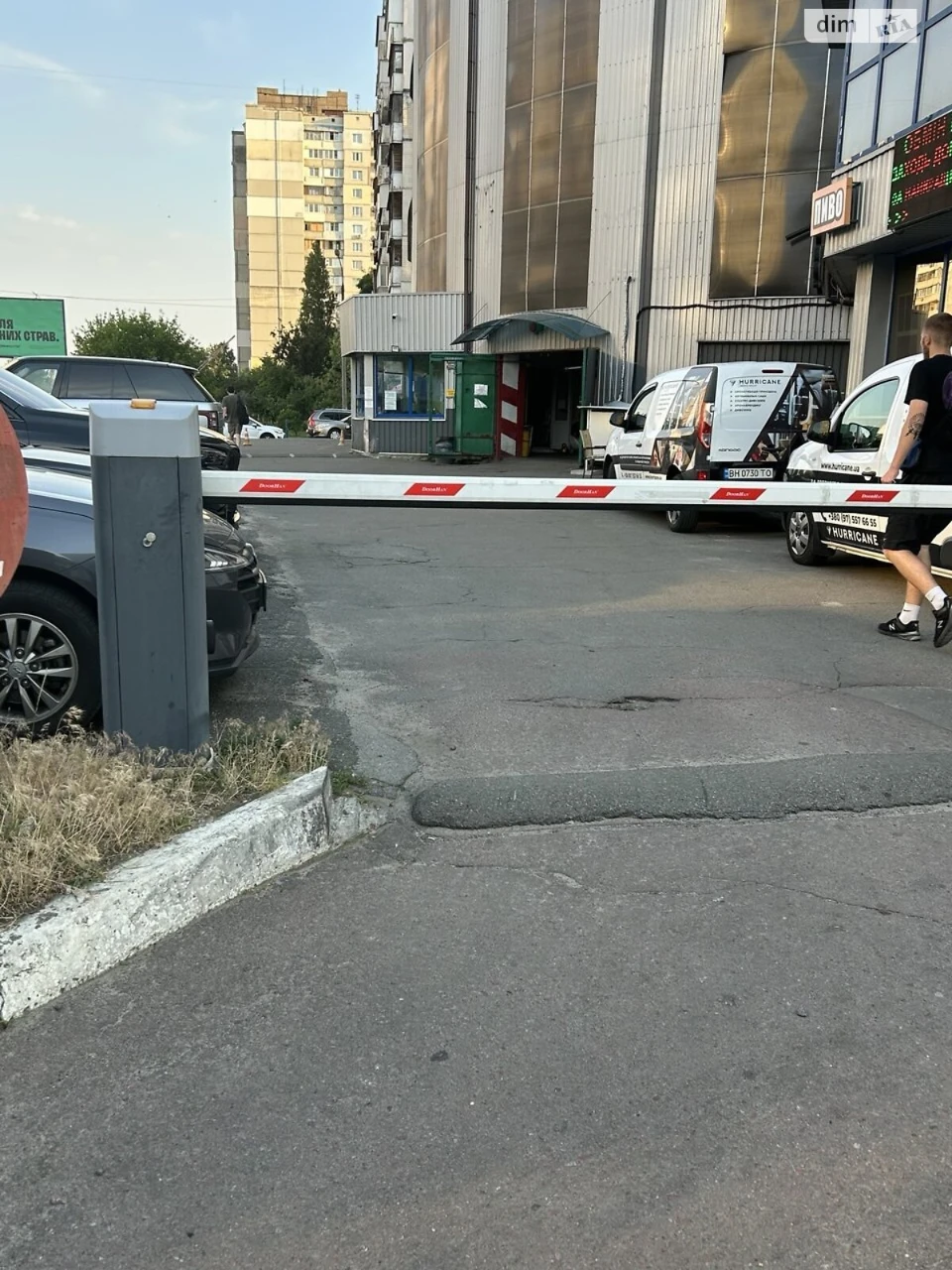 Продаж Місце в гаражному кооперативі Позняки