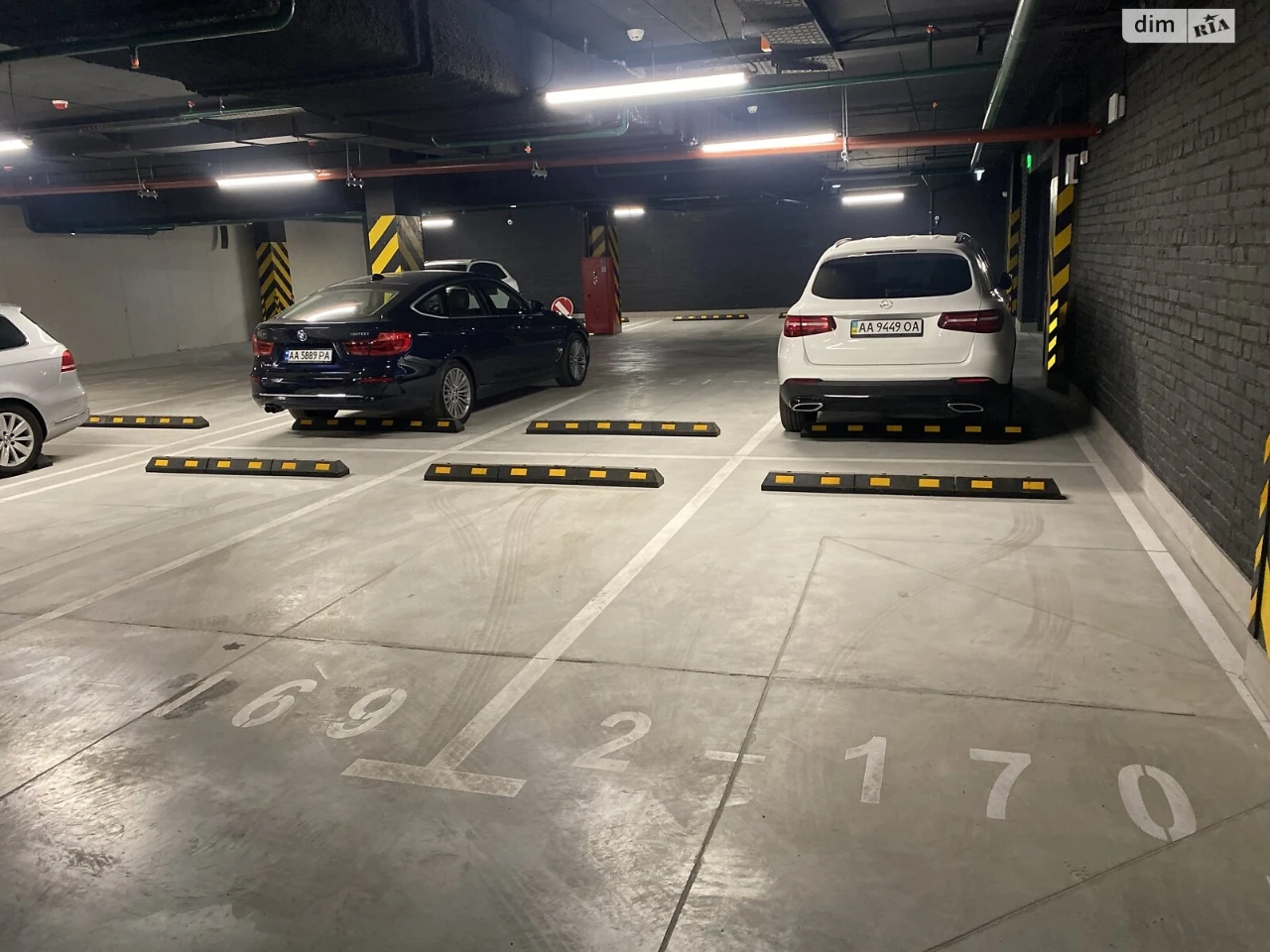 Продаж Підземний паркінг Печерський