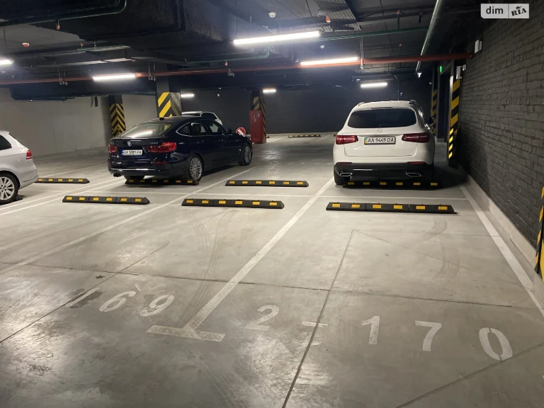 Продаж Підземний паркінг Печерський