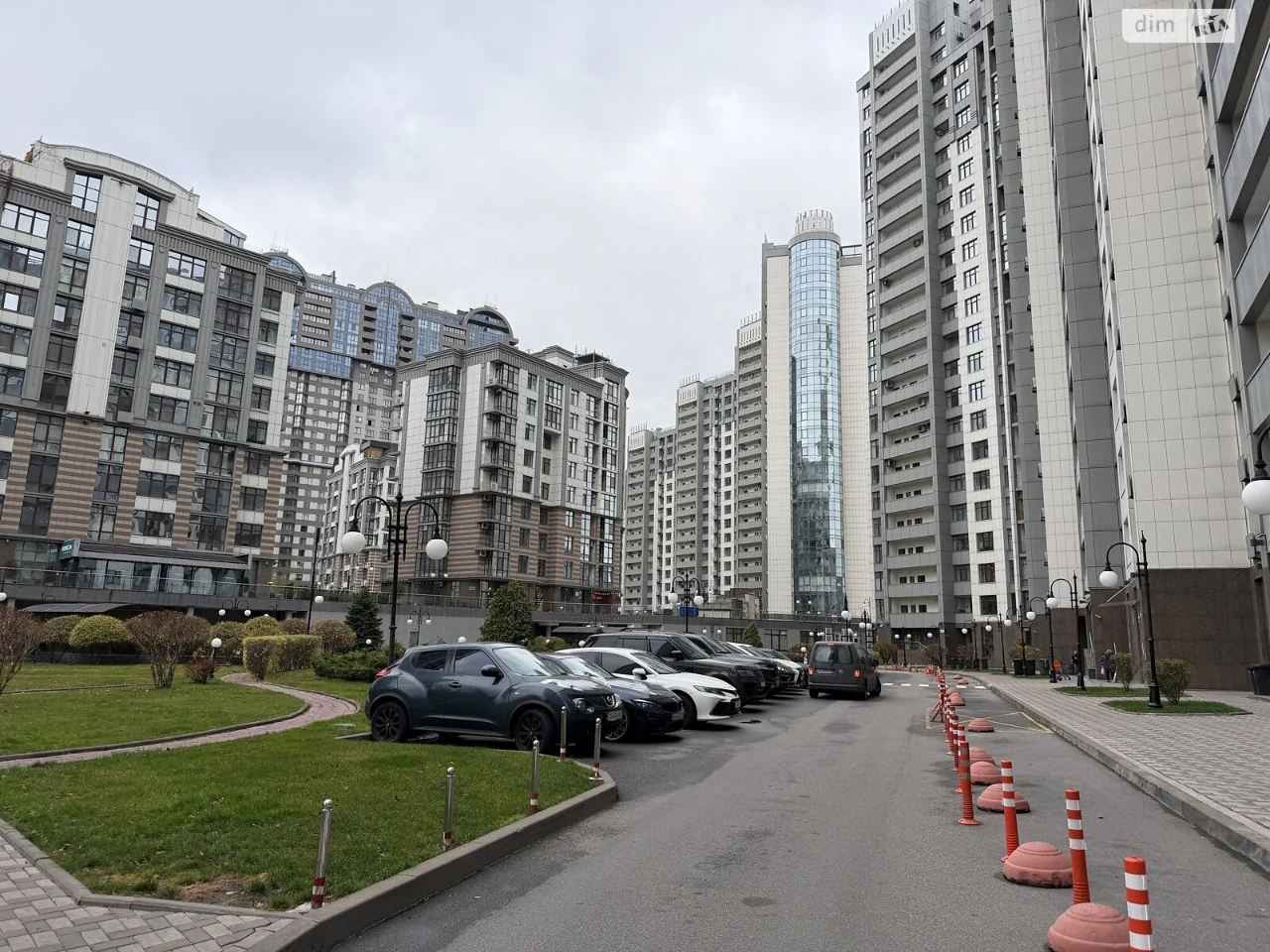 Продаж Підземний паркінг Чорна Гора