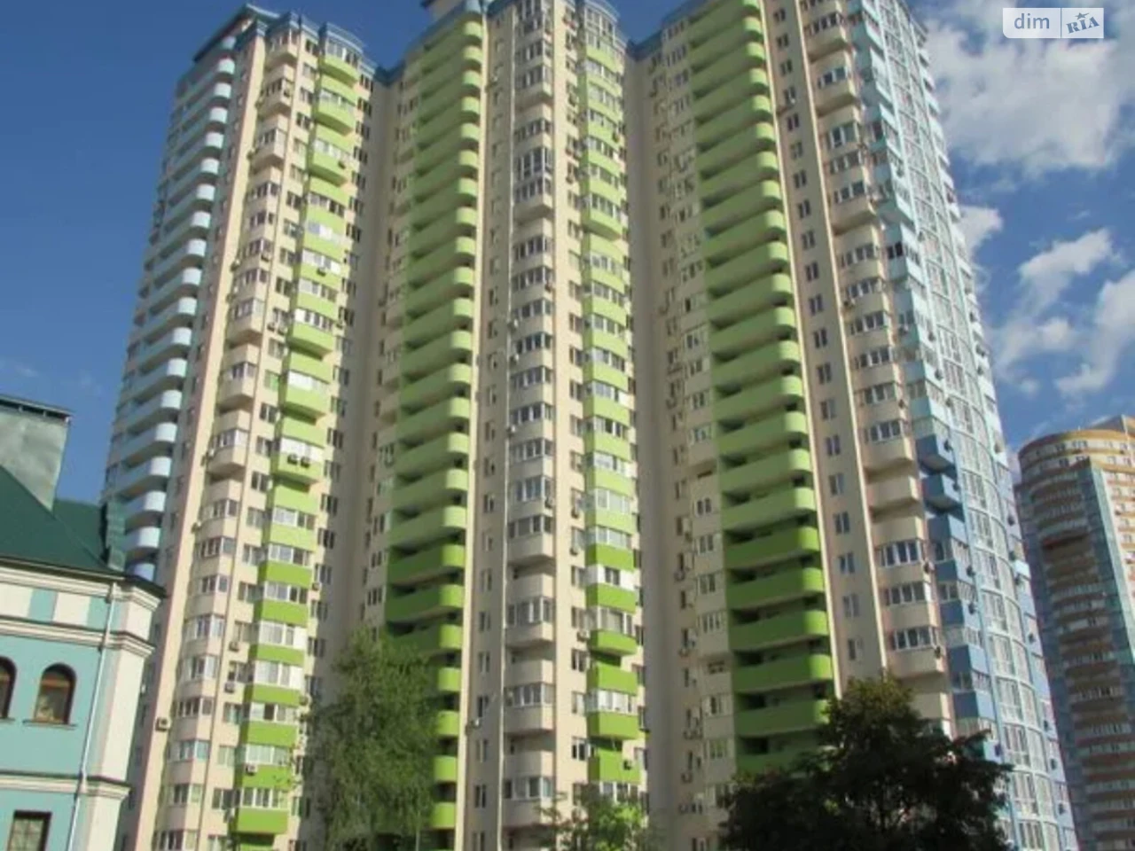 Продаж Підземний паркінг Березняки
