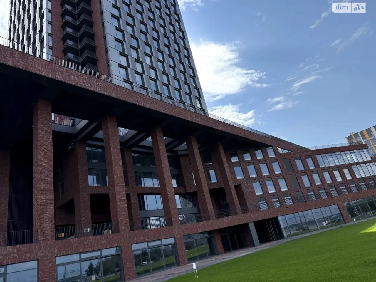 Продаж Підземний паркінг Парк Шевченка