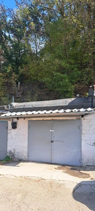 ГАРАЖ  капитальный Кирова