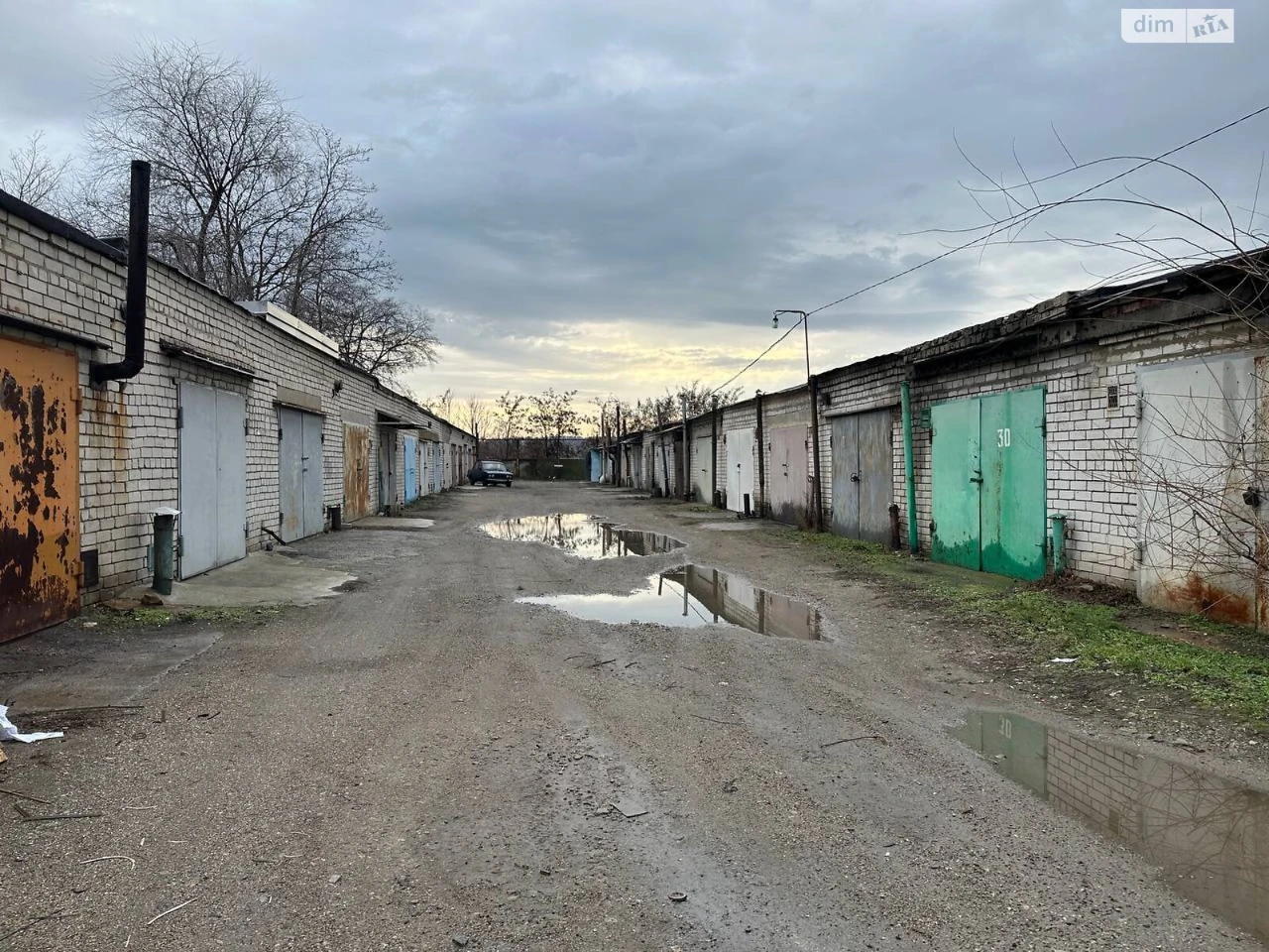 Продаж Місце в гаражному кооперативі