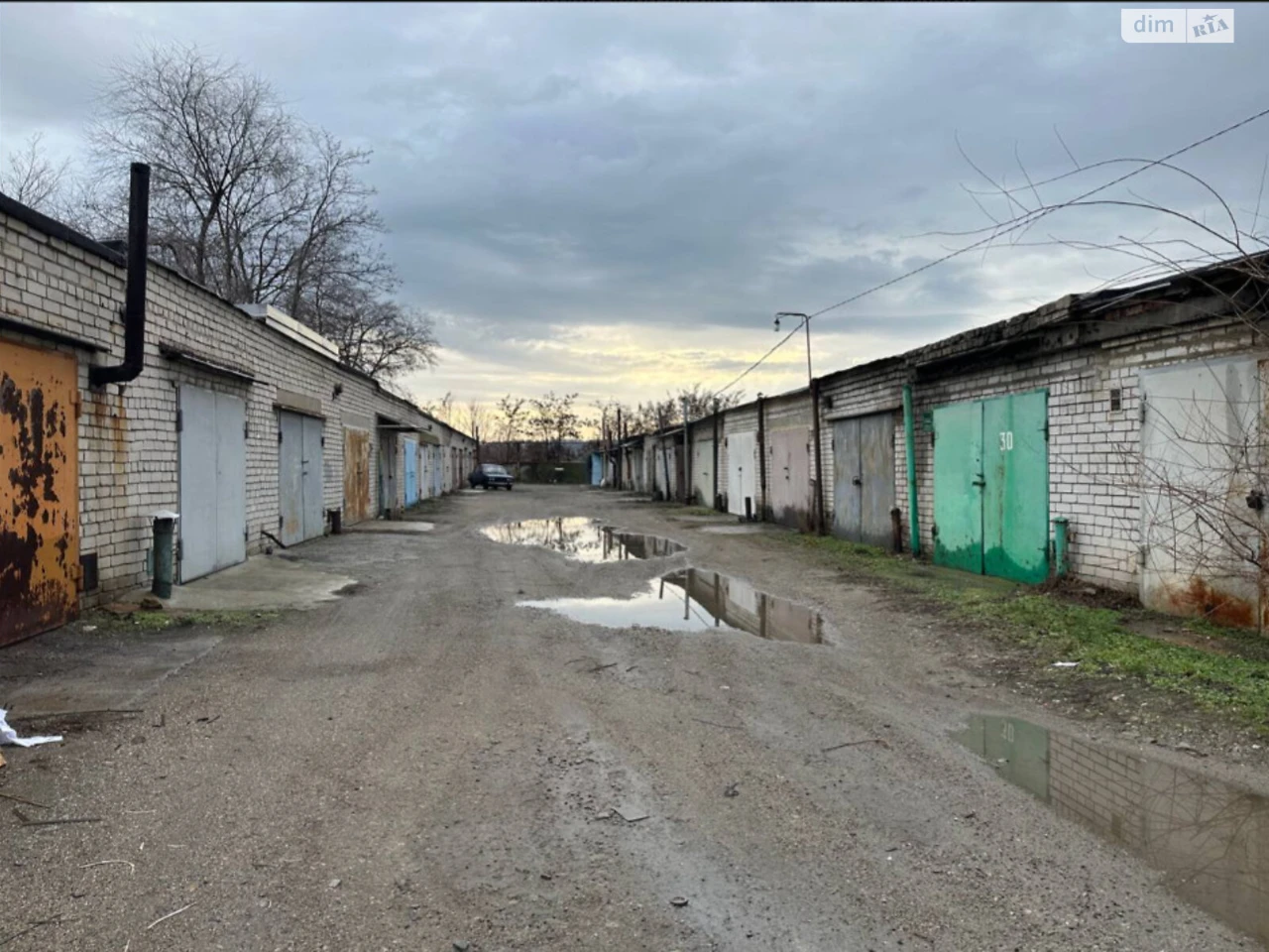 Продаж Місце в гаражному кооперативі Придніпровський
