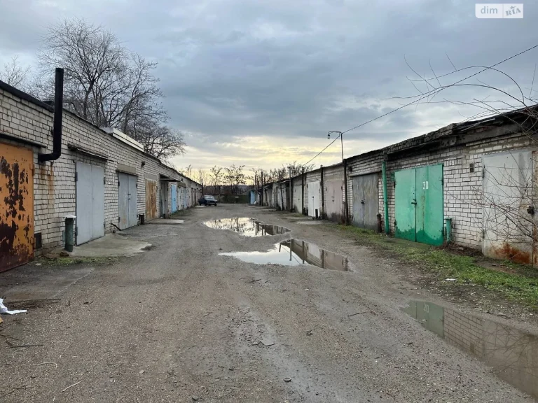 Продаж Місце в гаражному кооперативі Придніпровський