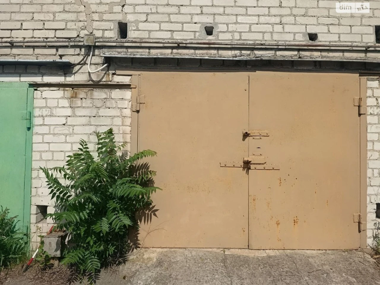 Продаж Місце в гаражному кооперативі Покровський