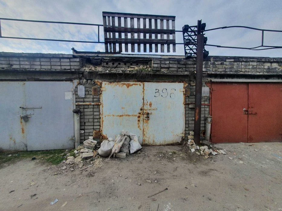 Продам гараж КП Планер Левобережный 3