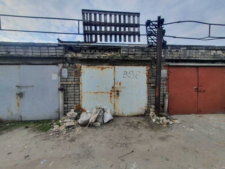 Продам гараж КП Планер Левобережный 3